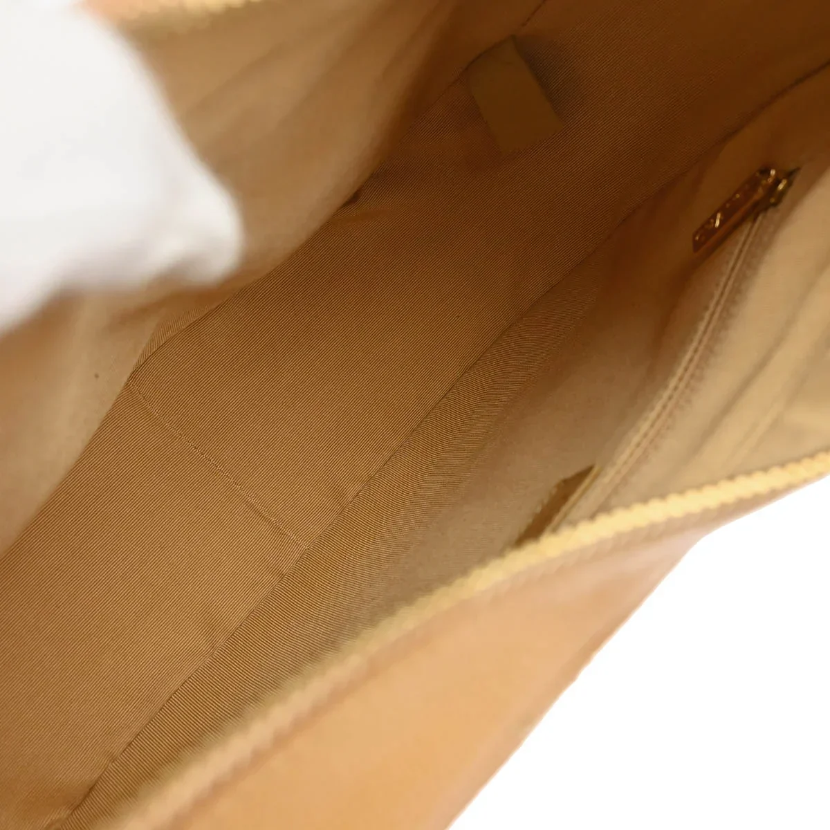 Chanel 2005-2006 Beige Caviar Chain Shoulder Bag - Image 8