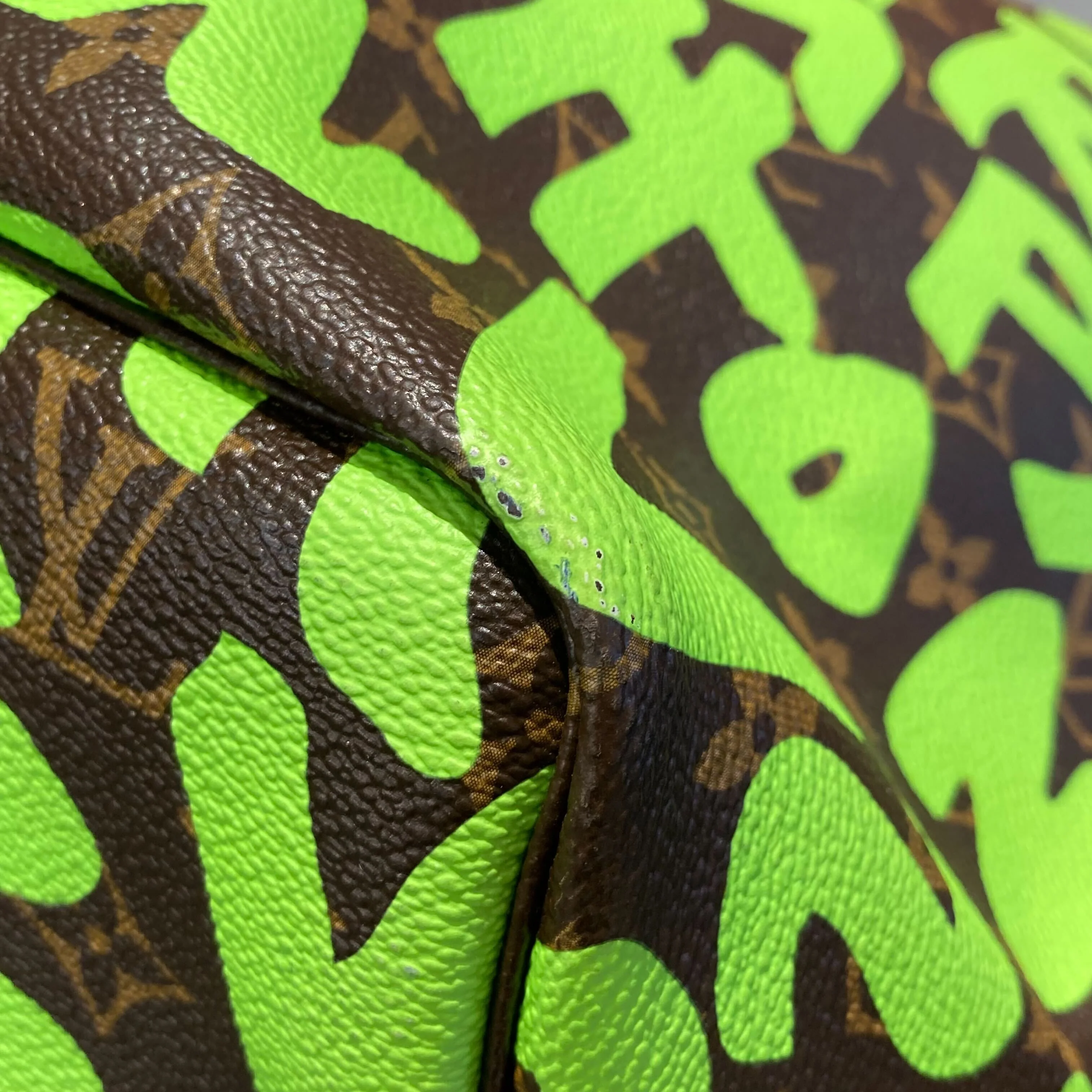 Louis Vuitton 2009 Green Monogram Graffiti Neverfull GM Tote M93703 - Image 6