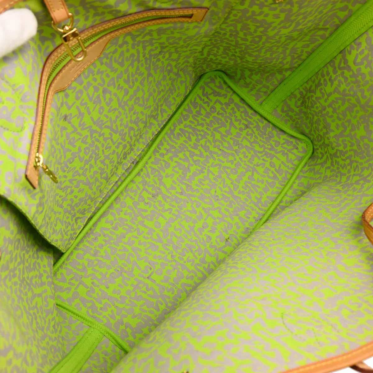 Louis Vuitton 2009 Green Monogram Graffiti Neverfull GM Tote M93703 - Image 9