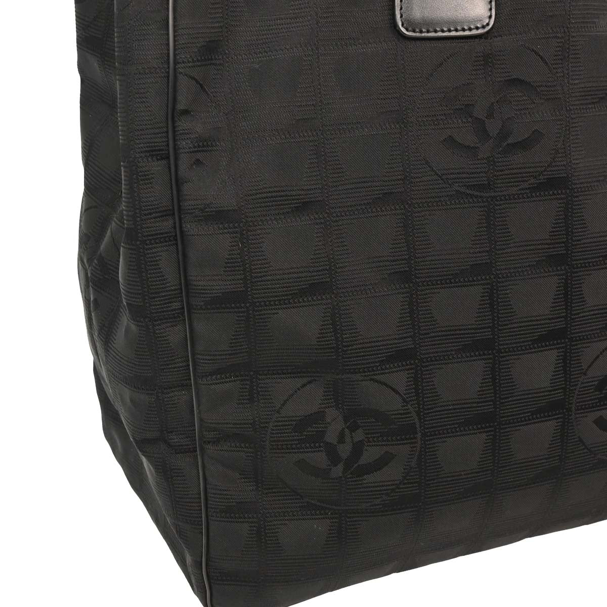 Chanel Black Jacquard Nylon New Travel Line Tote Handbag - Image 3