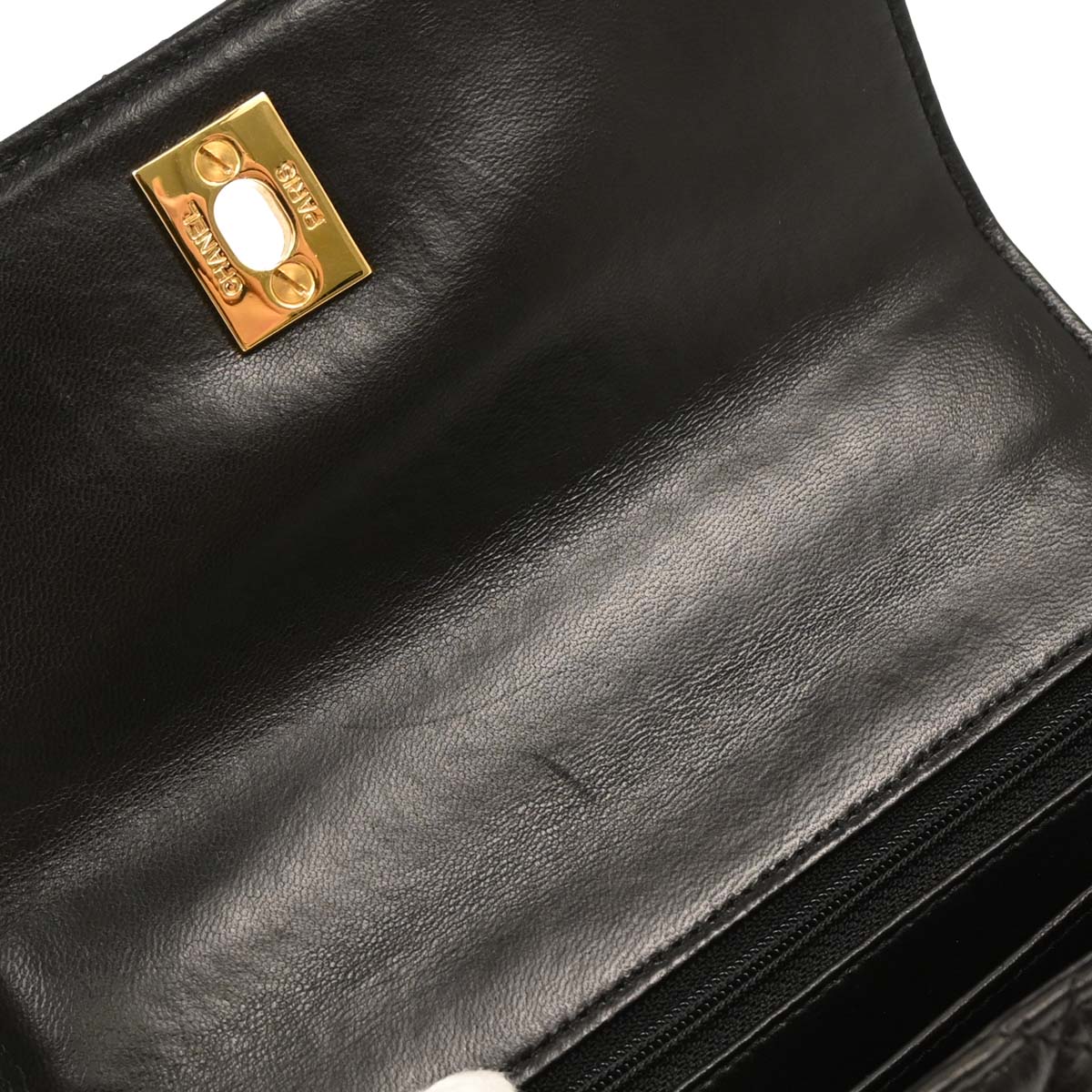 Chanel 1996-1997 Black Lambskin Handbag - Image 7