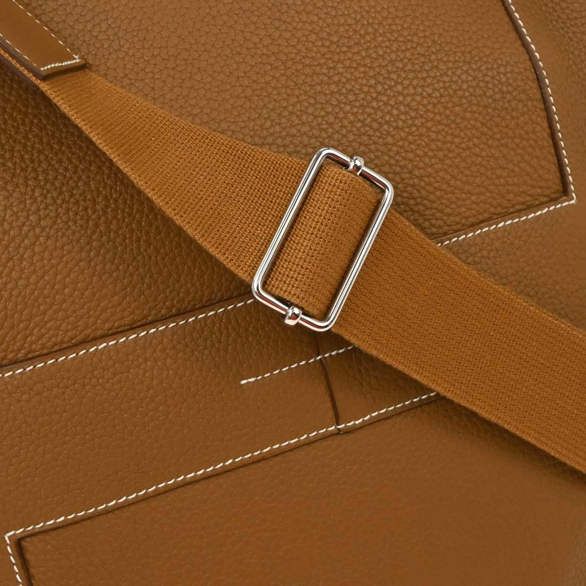 Hermes Gold Taurillon Clemence Goodnews GM Shoulder Bag - Image 4