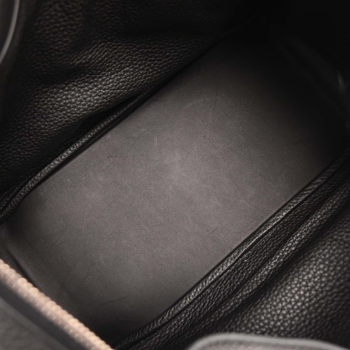 Hermes Black Taurillon Clemence Lindy 30 Shoulder Bag - Image 8