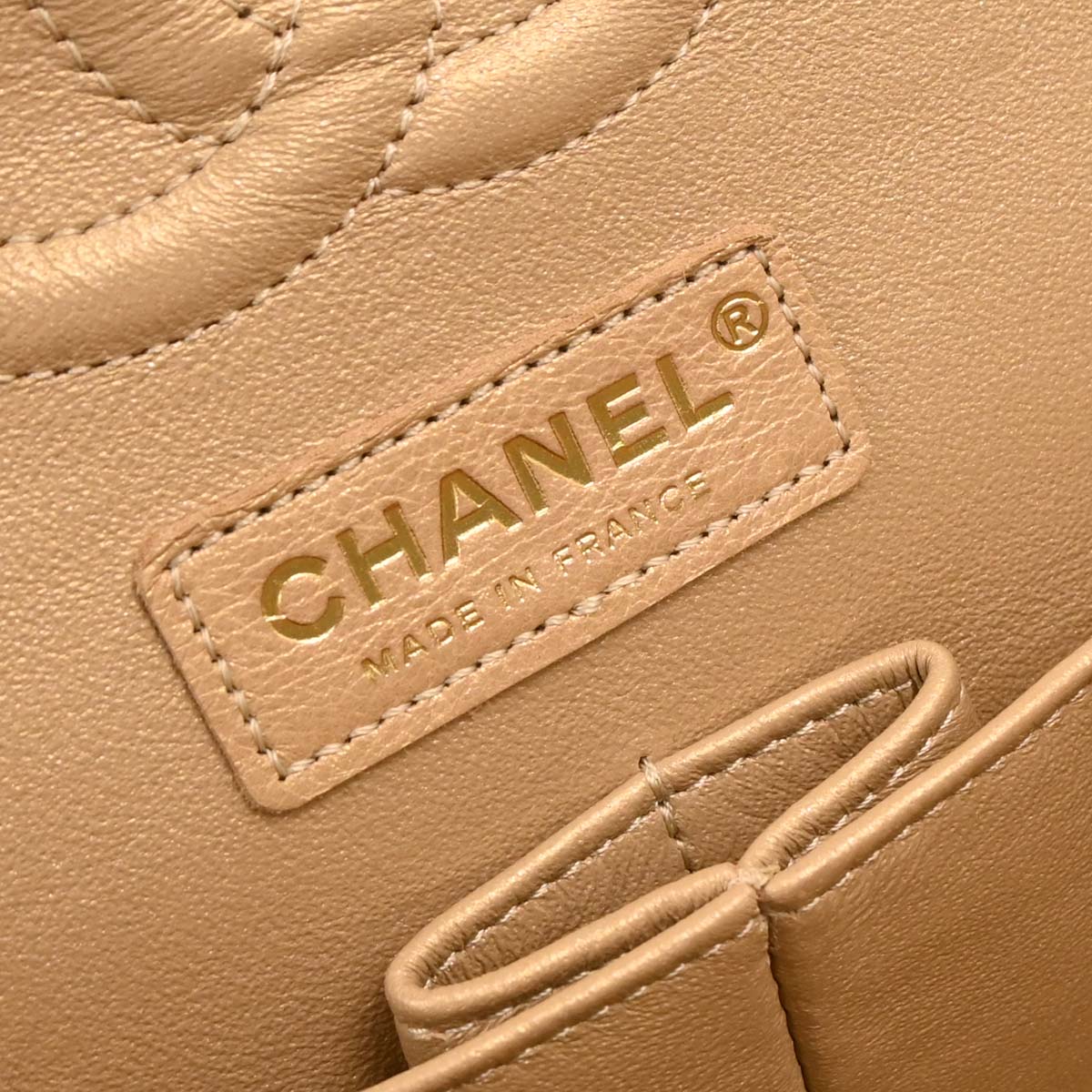 Chanel 2014-2015 Metallic Gold Caviar Medium Classic Double Flap Shoulder Bag - Image 8