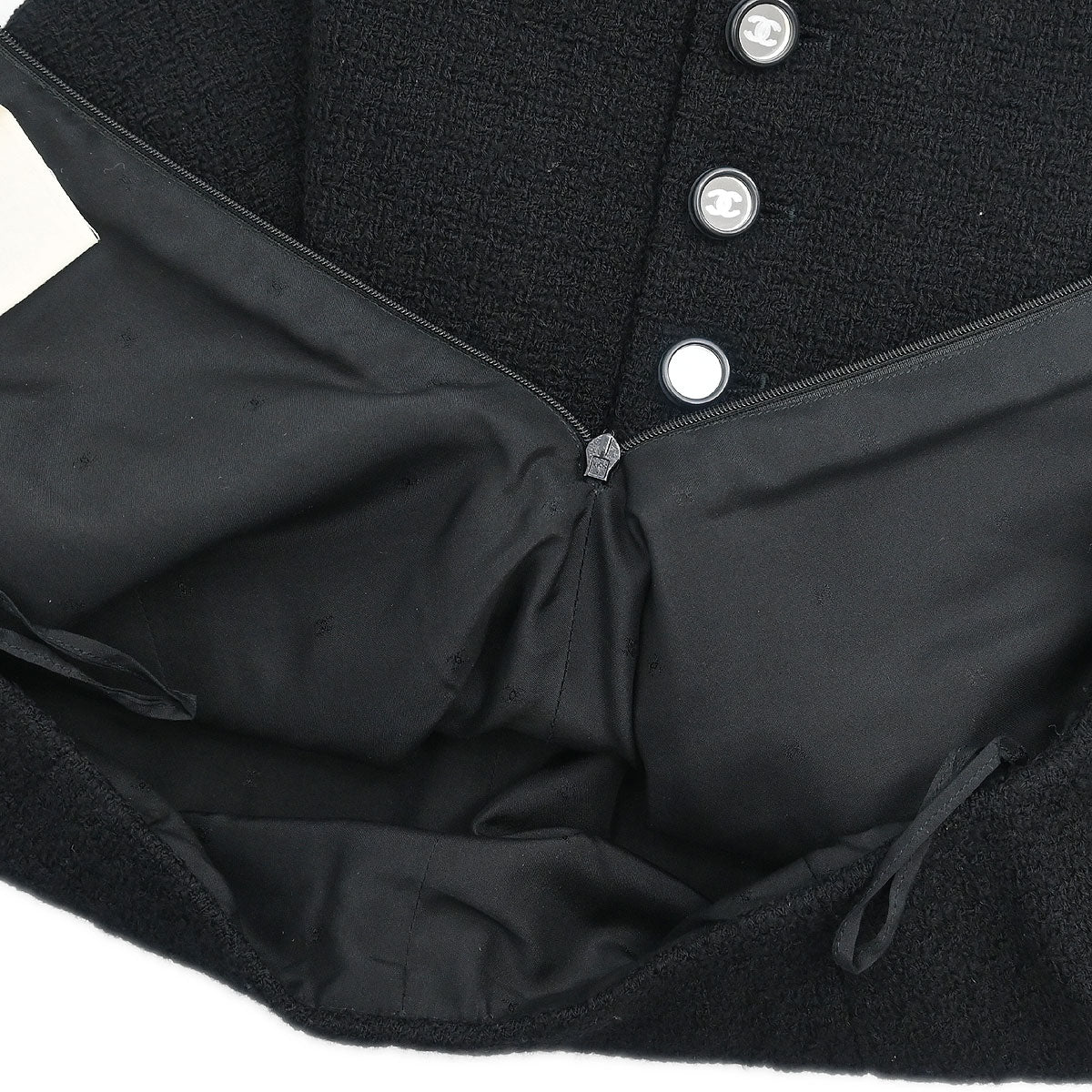 Chanel 1995 Setup Suit Jacket Skirt Black #40 - Image 9