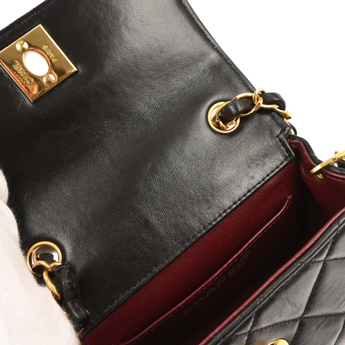 Chanel 1994-1996 Black Lambskin Chain Shoulder Bag - Image 6