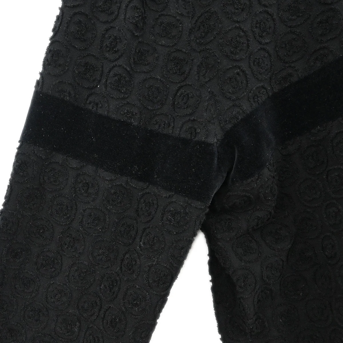 Chanel Cardigan Black - Image 3