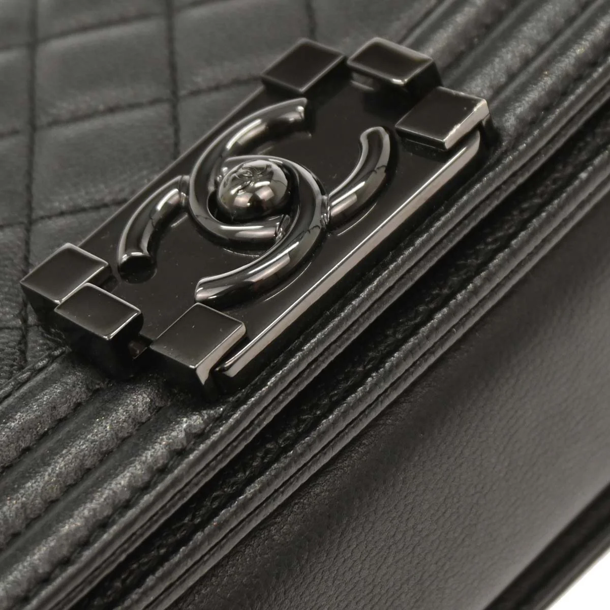 Boy Chanel 2017-2018 Black Caviar Small Chain Shoulder Bag - Image 7