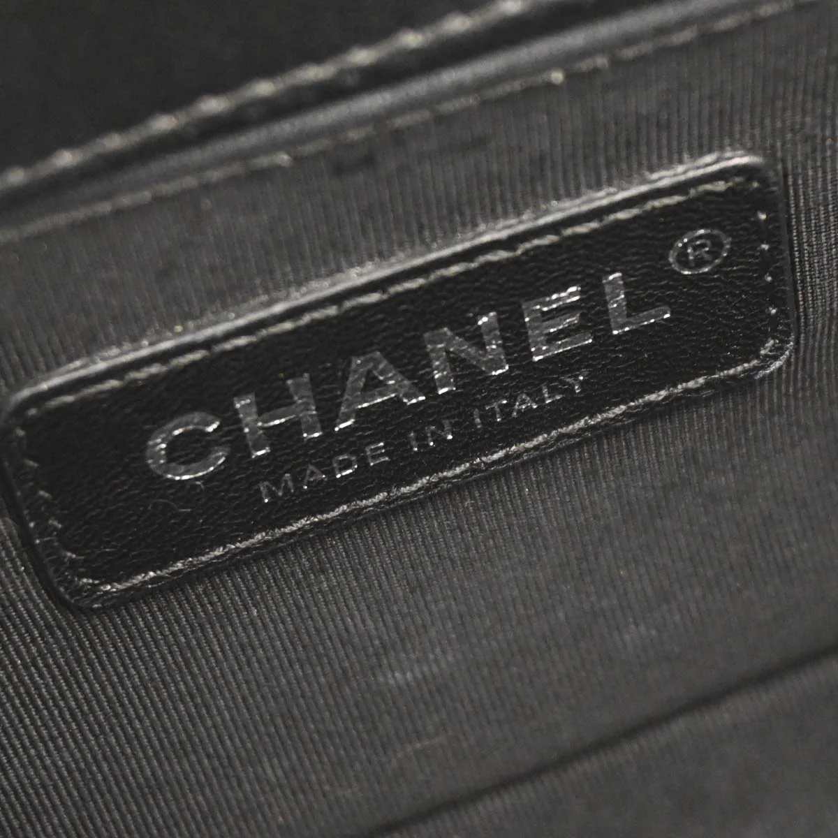 Boy Chanel 2017-2018 Black Caviar Small Chain Shoulder Bag - Image 9