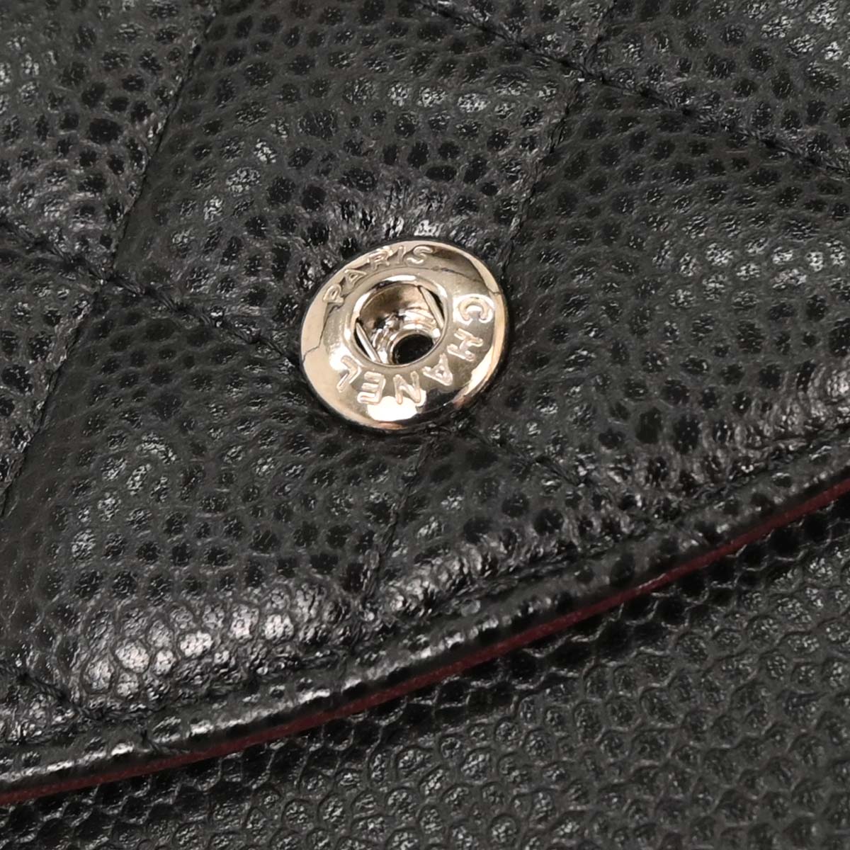 Chanel 2018 Black Caviar Medium Classic Double Flap Shoulder Bag - Image 10