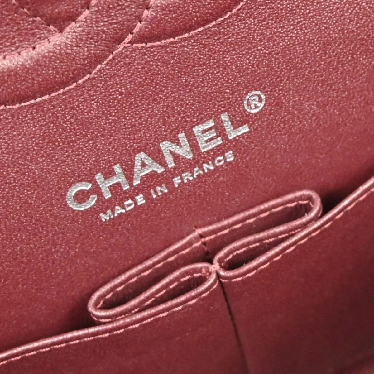 Chanel 2018 Black Caviar Medium Classic Double Flap Shoulder Bag - Image 8