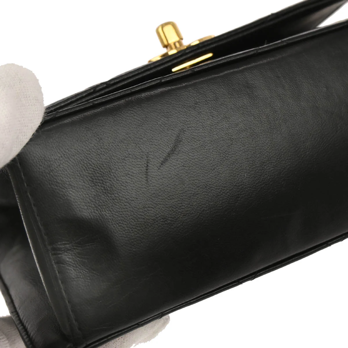 Chanel 1997-1999 Black Lambskin Handbag - Image 5