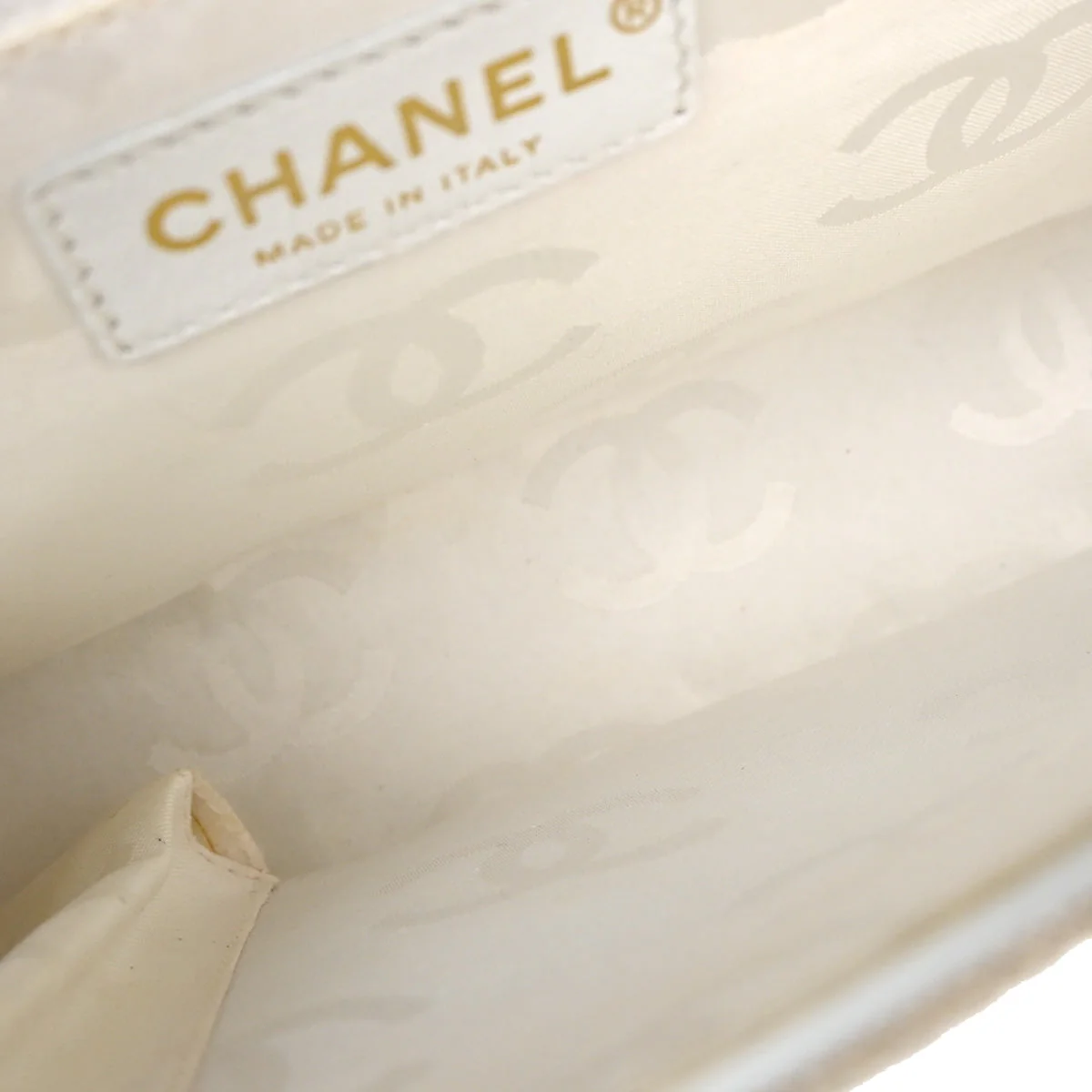 Chanel Ivory Canvas Handbag - Image 7