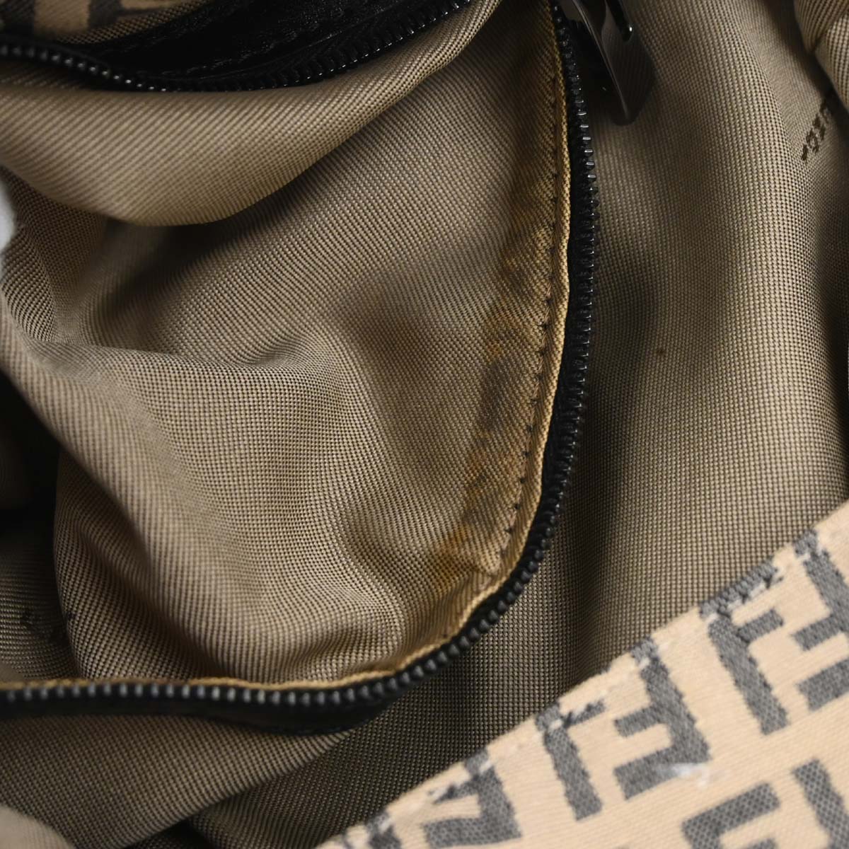 Fendi Beige Zucchino Handbag - Image 9