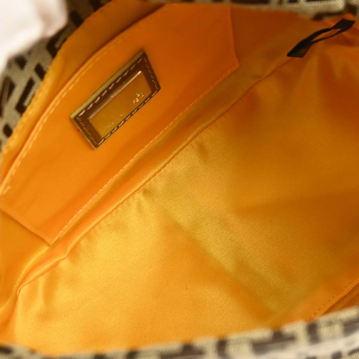 Fendi Beige Zucchino Handbag - Image 8