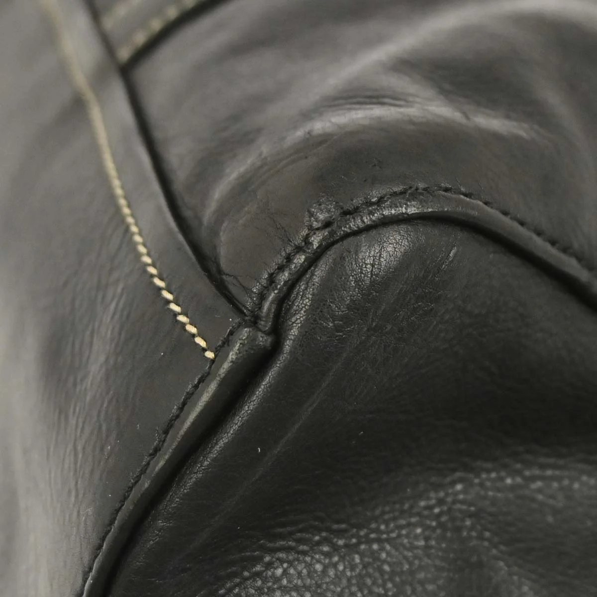 Prada Black Leather Handbag - Image 6