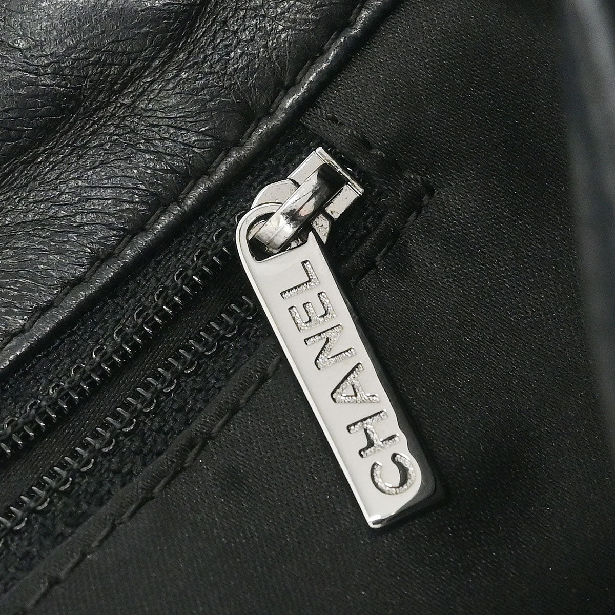 Chanel 2006-2008 Black Nylon Mesh Lambskin Single Flap Shoulder Bag - Image 9