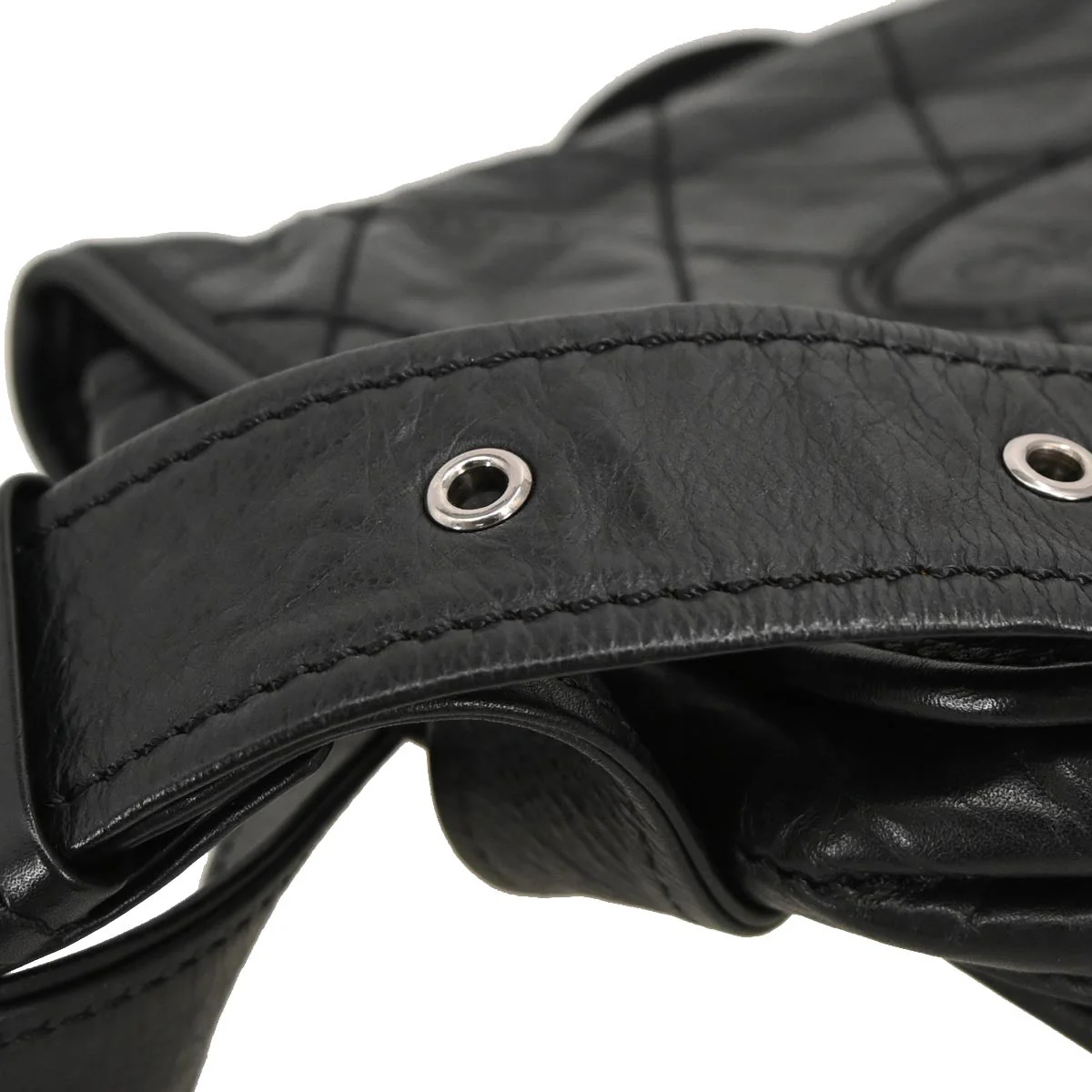 Chanel 2005-2006 Black Calfskin Shoulder Bag - Image 5