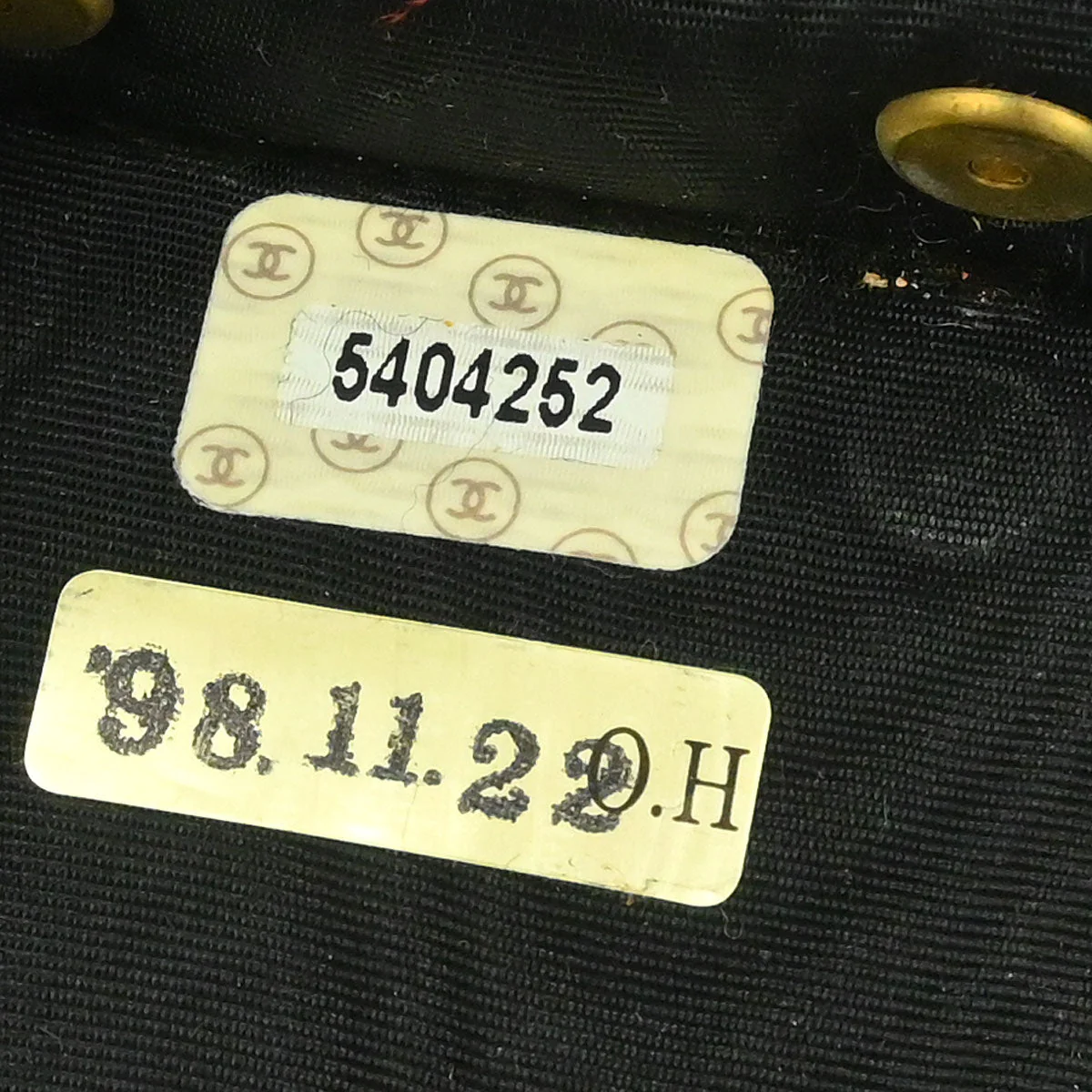 Chanel Black Caviar Skin Key Case Small Good - Image 5