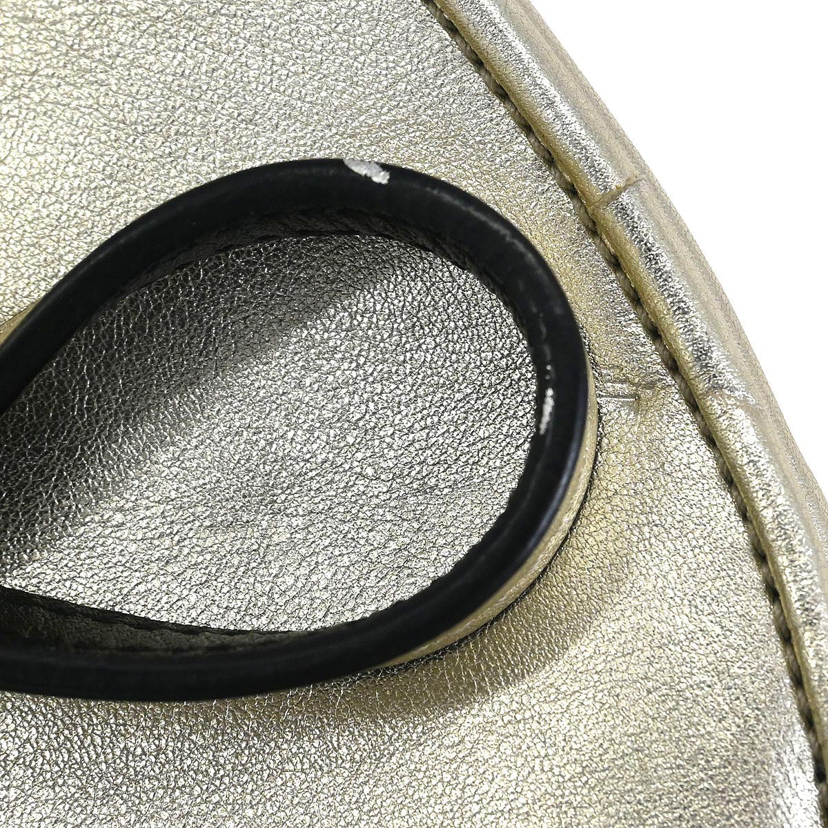 Saint Laurent Gold Love Heart Shoulder Bag - Image 6