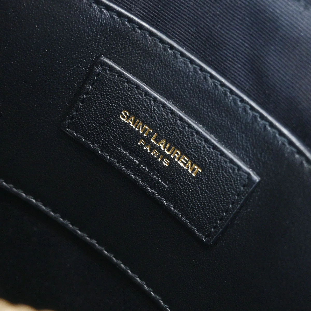 Saint Laurent Gold Love Heart Shoulder Bag - Image 8