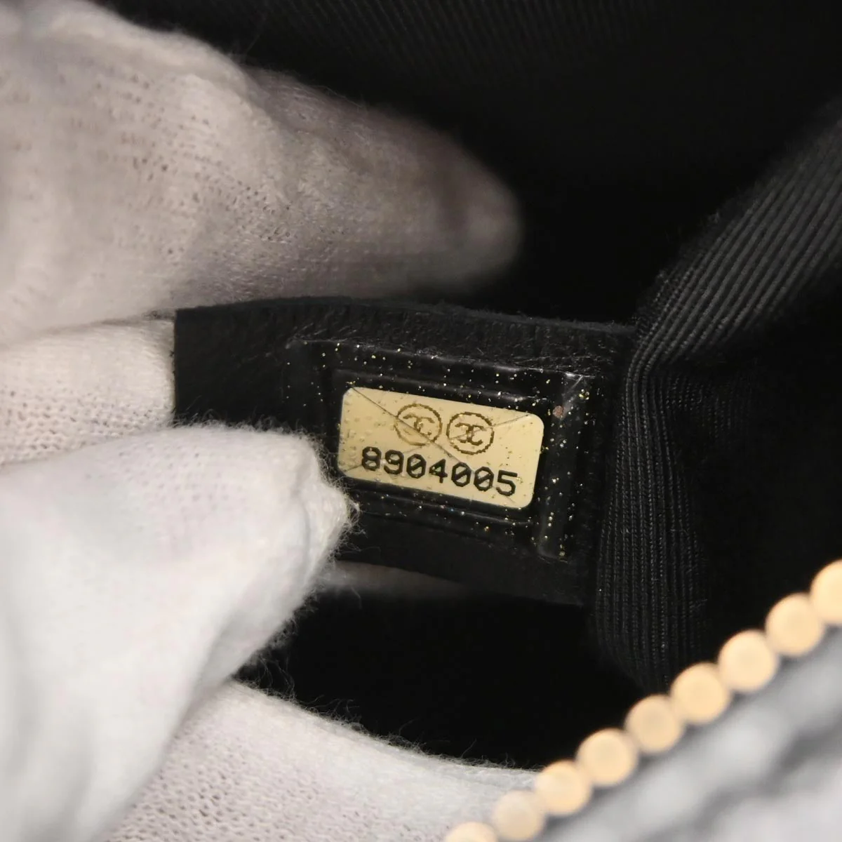 Chanel 2003-2004 Black Caviar Skin Hobo Bag - Image 10