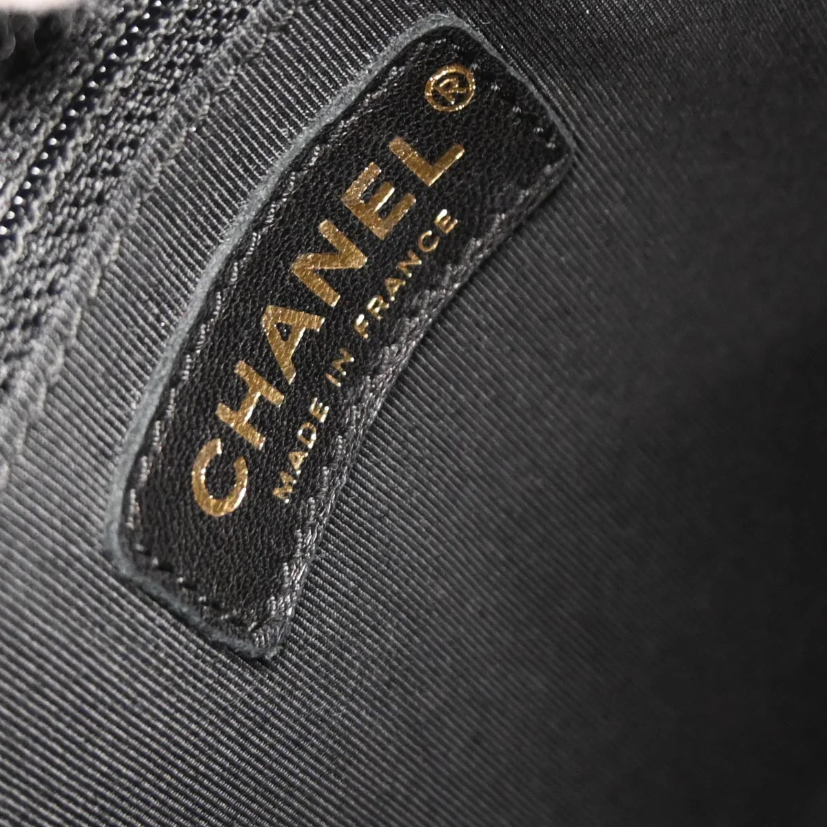 Chanel 2003-2004 Black Caviar Skin Hobo Bag - Image 8