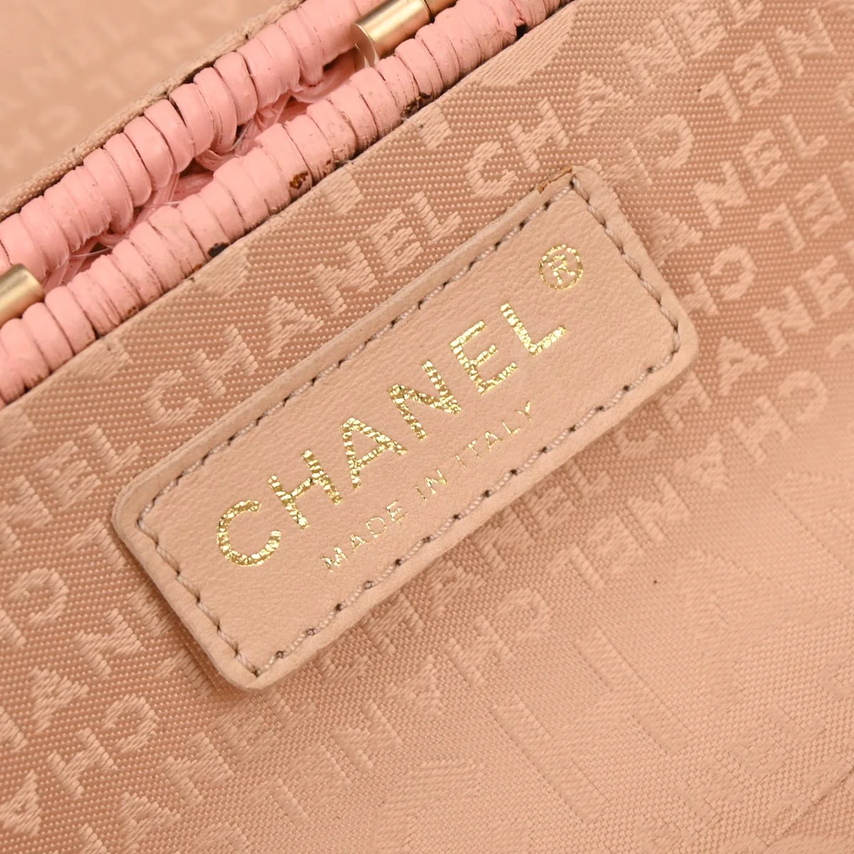 Chanel 2004-2005 Pink Rattan Heart Lock Basket Bag 2way Shoulder Handbag - Image 9