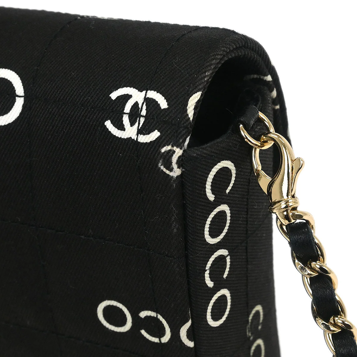 Chanel 2000-2002 Black Canvas COCO East West Choco Bar Shoulder Bag - Image 6