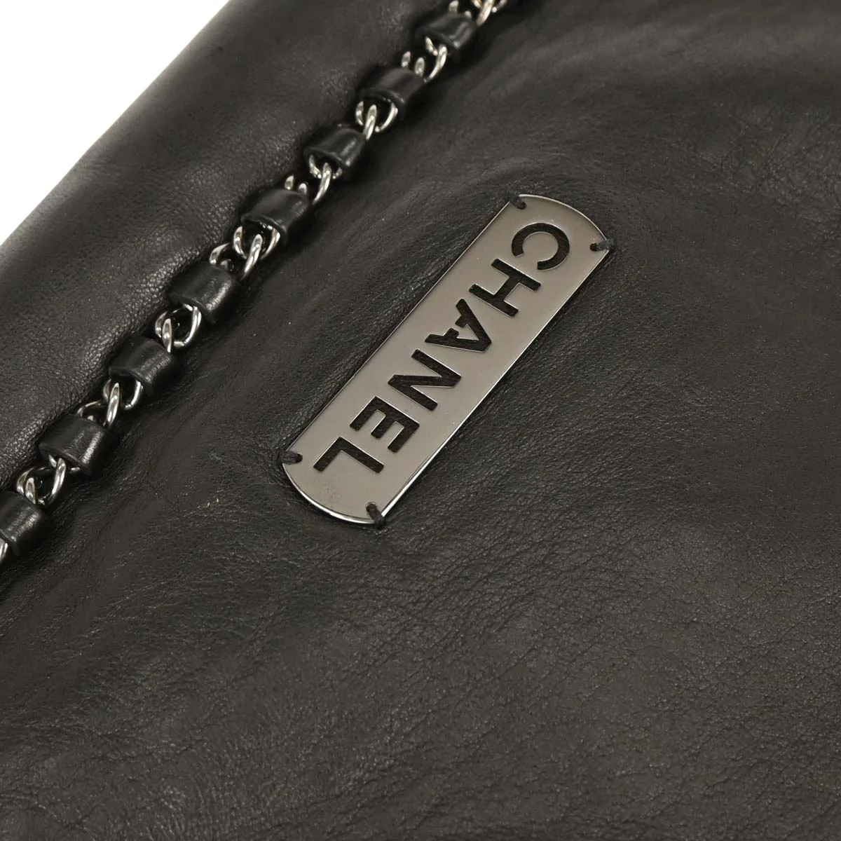 Chanel 2004-2005 Black Lambskin Handbag - Image 4