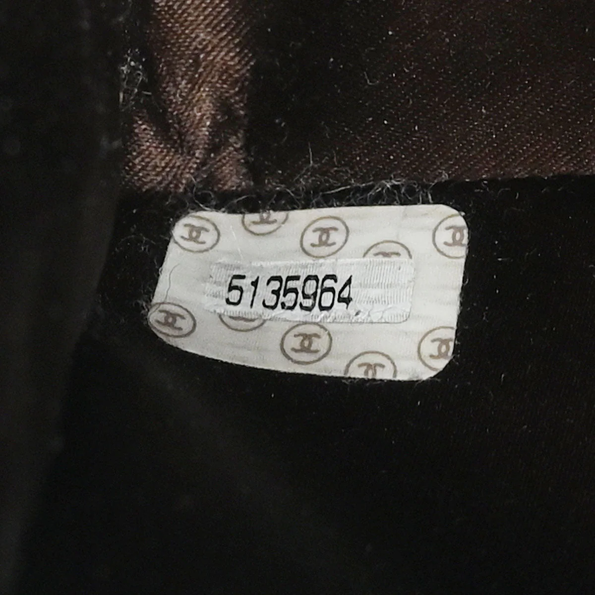 Chanel 1997-1999 Dark Brown Velvet Double Sided Turnlock Handbag - Image 10