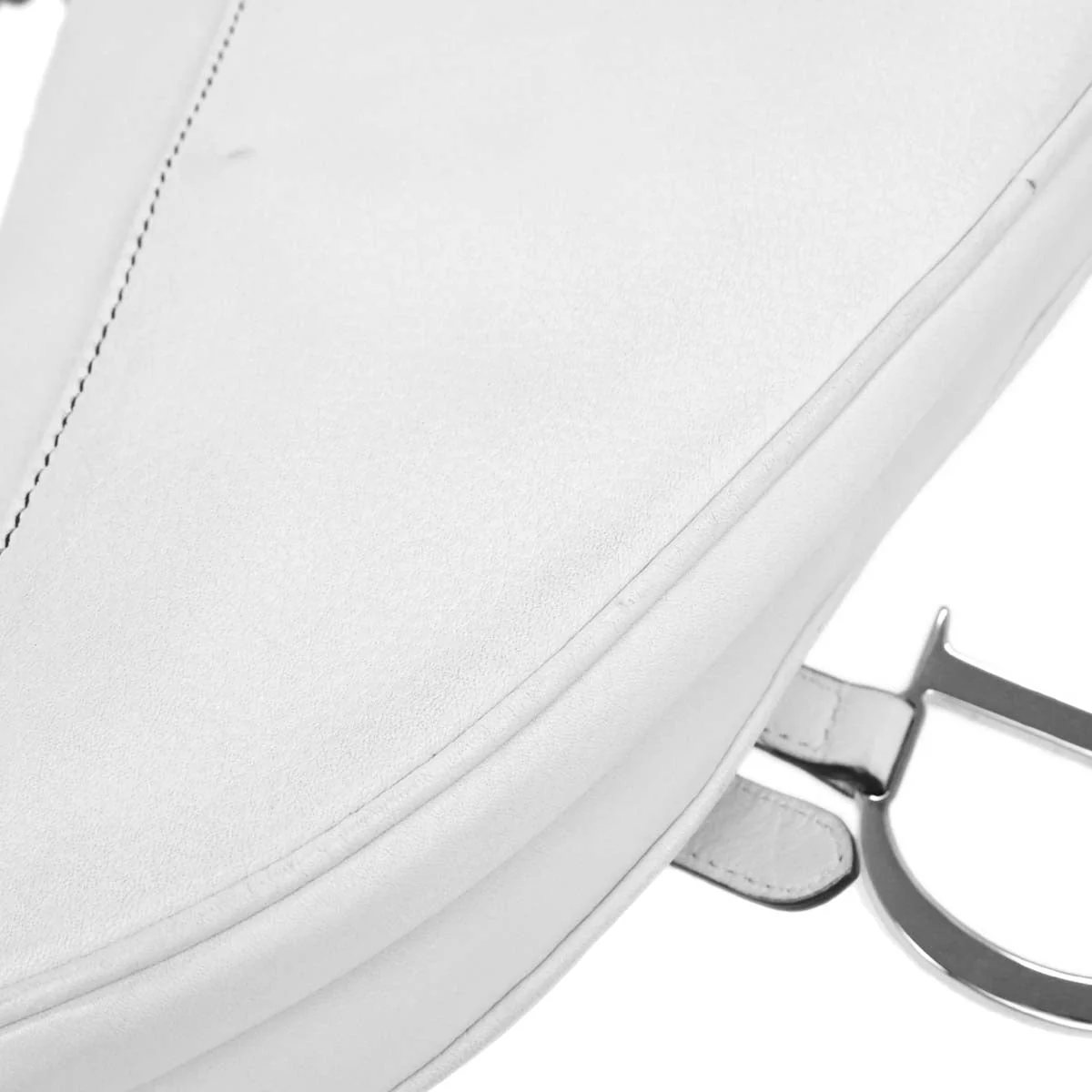 Christian Dior 2002 White Leather Saddle Handbag - Image 4