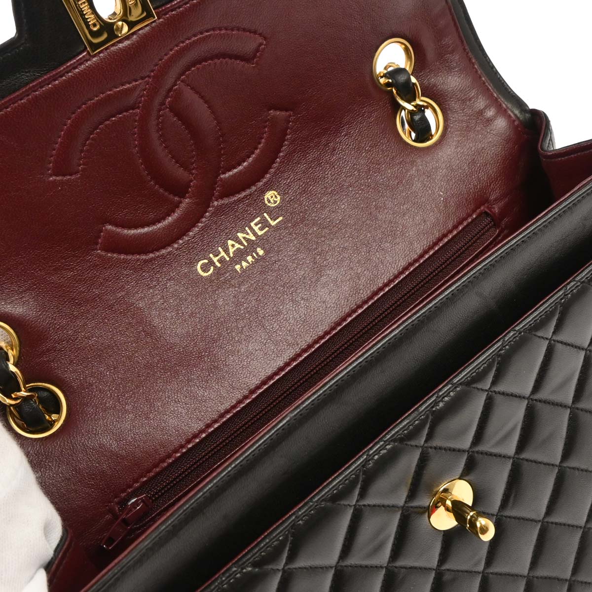Chanel 1994-1996 Black Lambskin Paris Single Flap Chain Shoulder Bag - Image 6