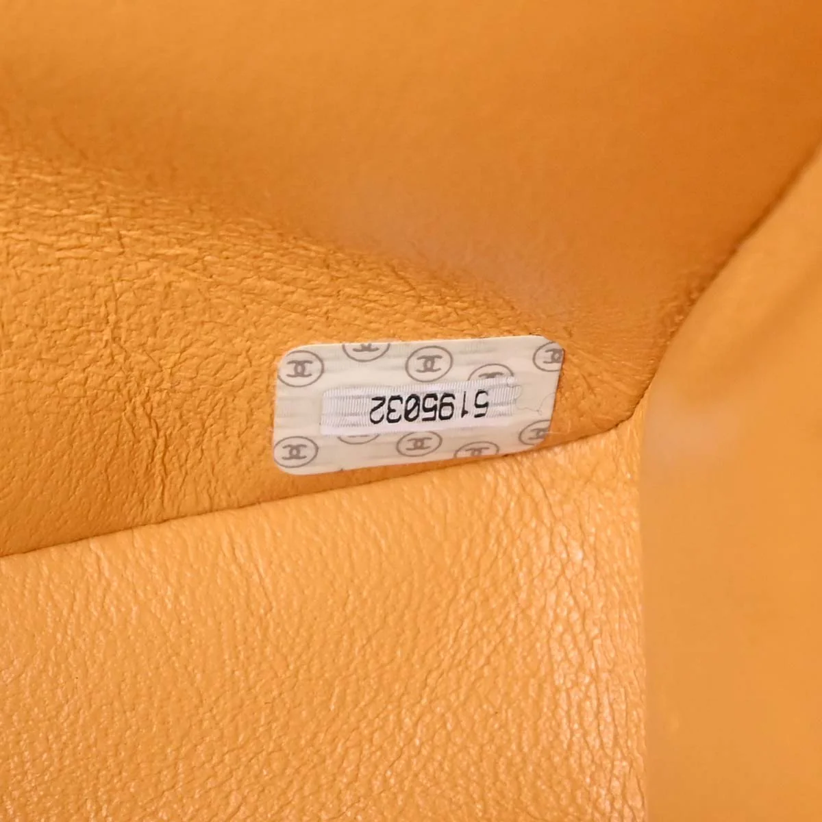Chanel 1997-1999 Orange Lambskin Medium Classic Double Flap Shoulder Bag - Image 10