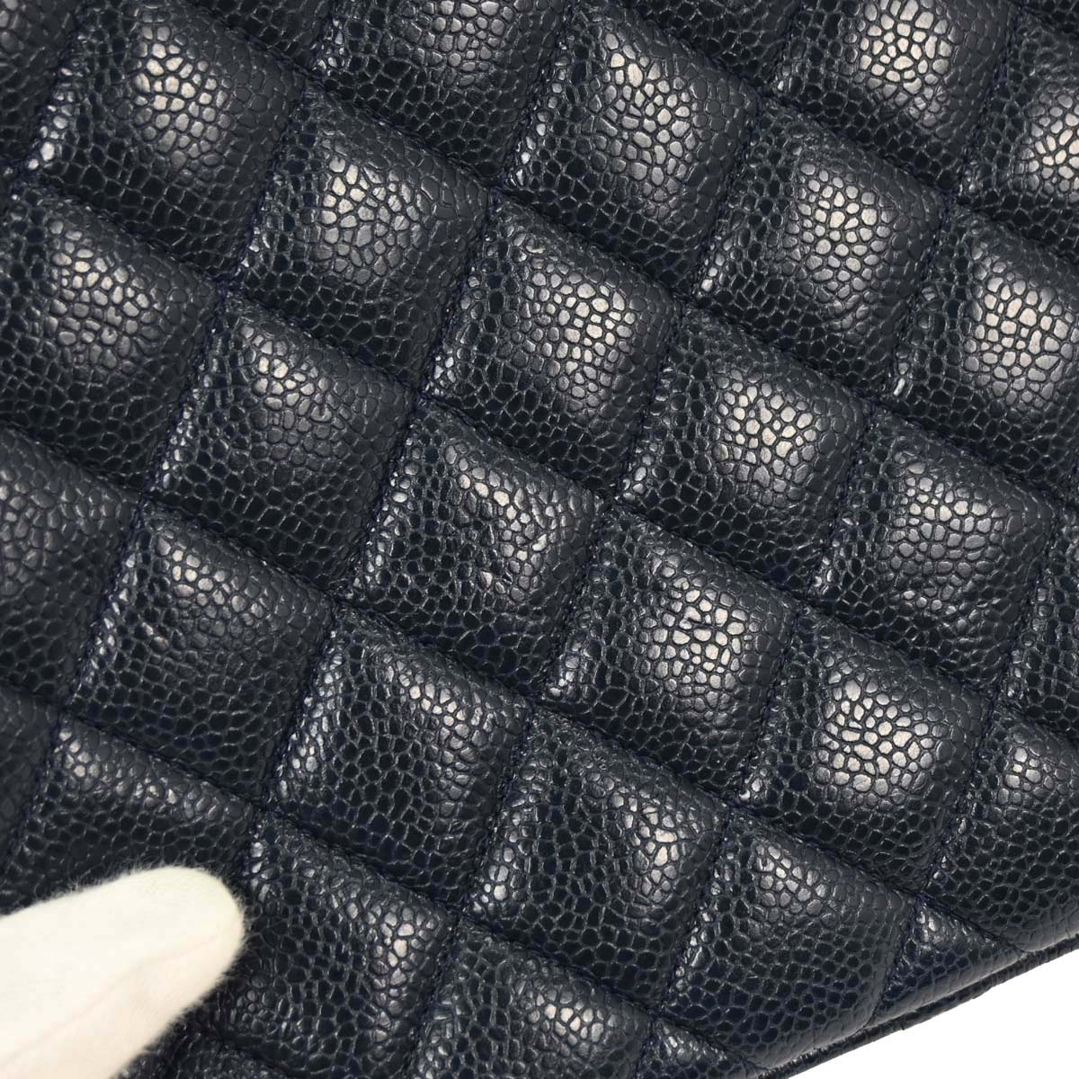 Chanel 1991-1994 Navy Caviar Camera Bag Small - Image 3