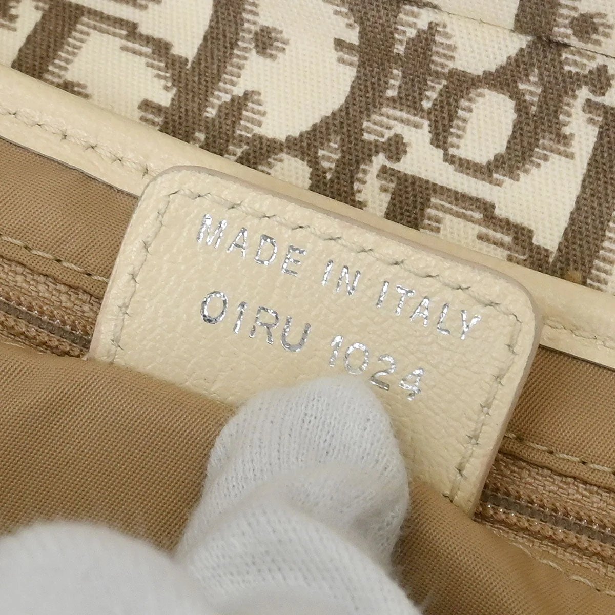 Christian Dior Ivory Embroidered Trotter Saddle Handbag - Image 10