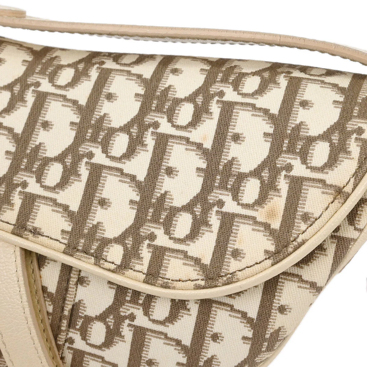Christian Dior Ivory Embroidered Trotter Saddle Handbag - Image 5
