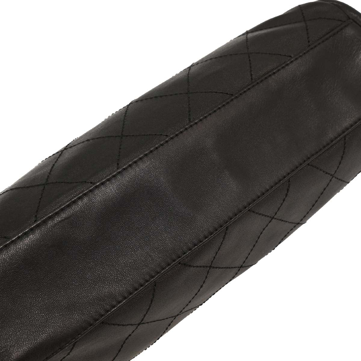 Chanel 2005-2006 Black Lambskin Ultimate Soft Hobo Handbag - Image 3