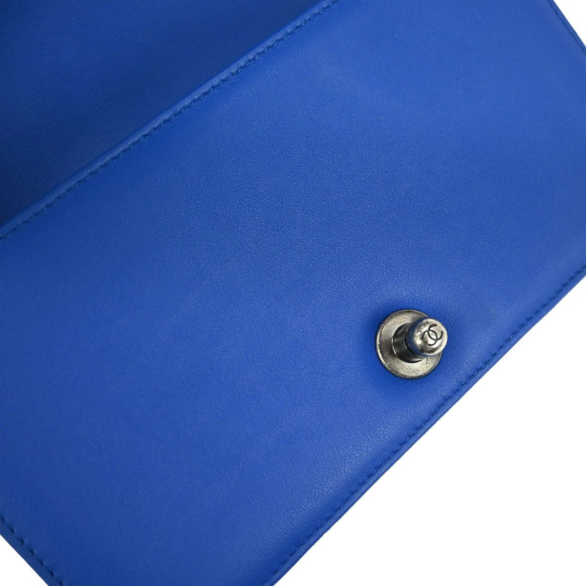 Boy Chanel 2016-2017 Blue Lambskin Chevron Small Chain Shoulder Bag - Image 8