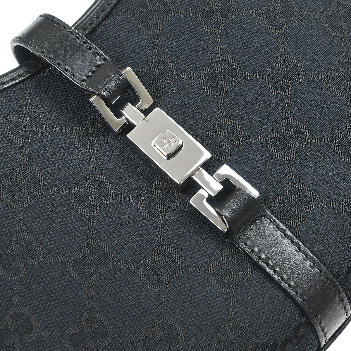 Gucci Black GG Jackie Handbag - Image 4