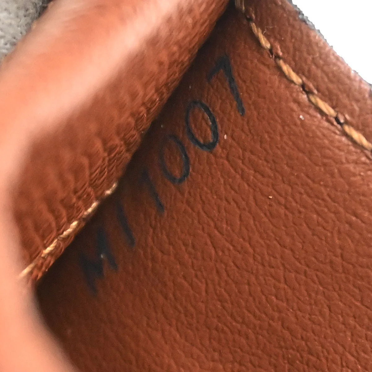 Louis Vuitton 2007 Monogram Porte Monnaie Plat Coin Case Wallet M61930 - Image 7