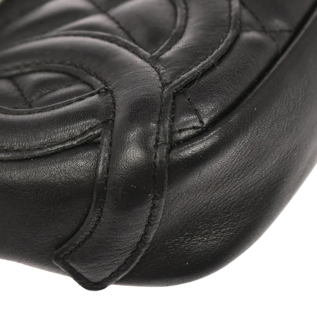 Chanel 2003-2004 Black Calfskin Cambon Ligne Handbag - Image 6