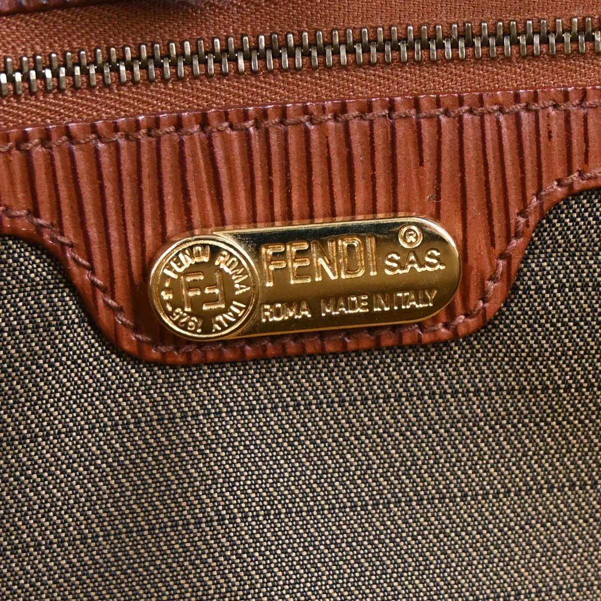 Fendi Brown Shoulder Bag - Image 9