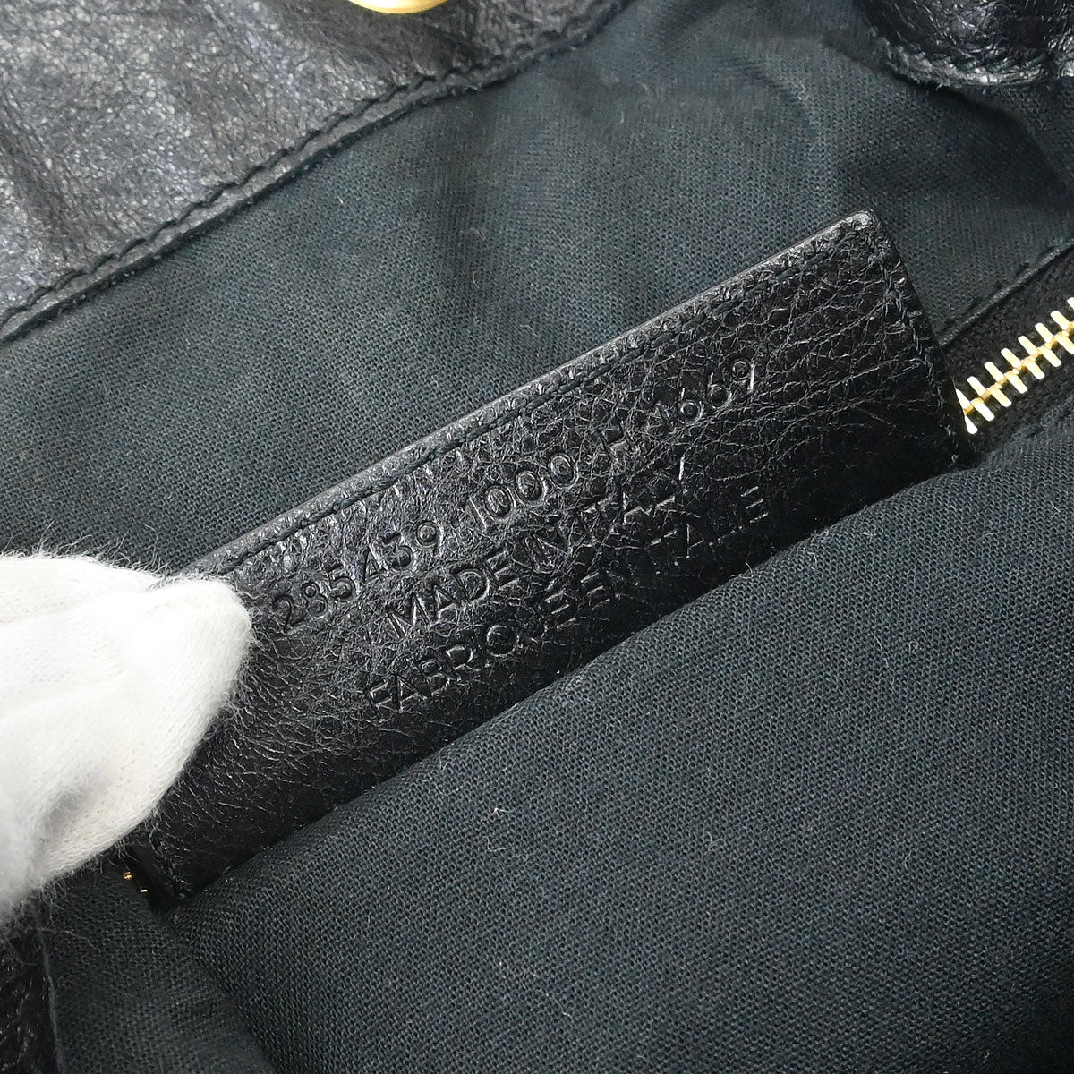 Balenciaga Black Giant Pompon Handbag - Image 10