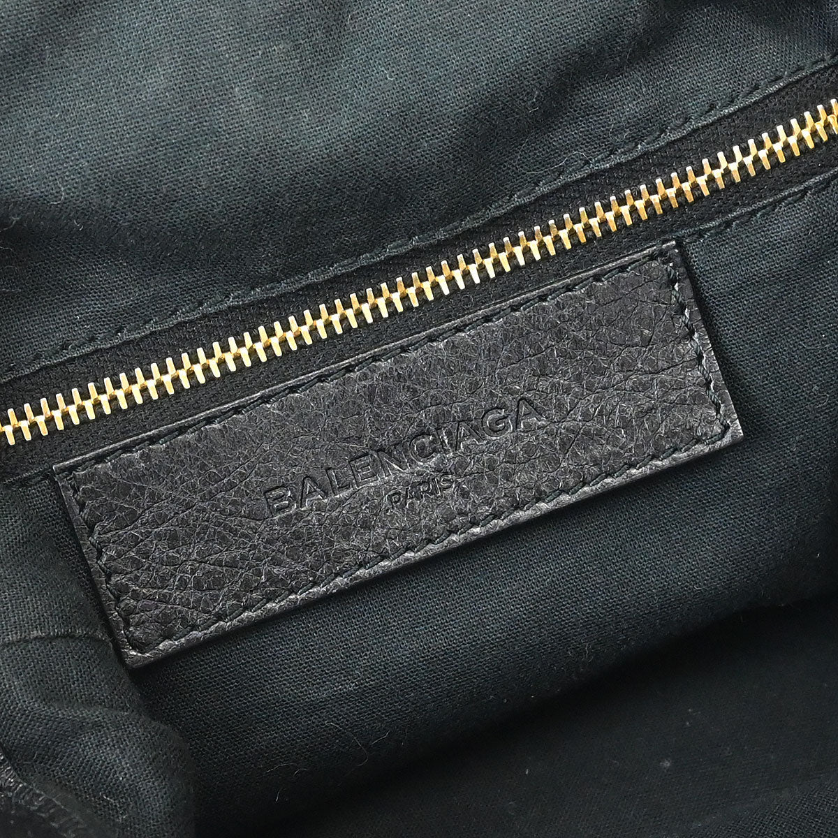Balenciaga Black Giant Pompon Handbag - Image 9