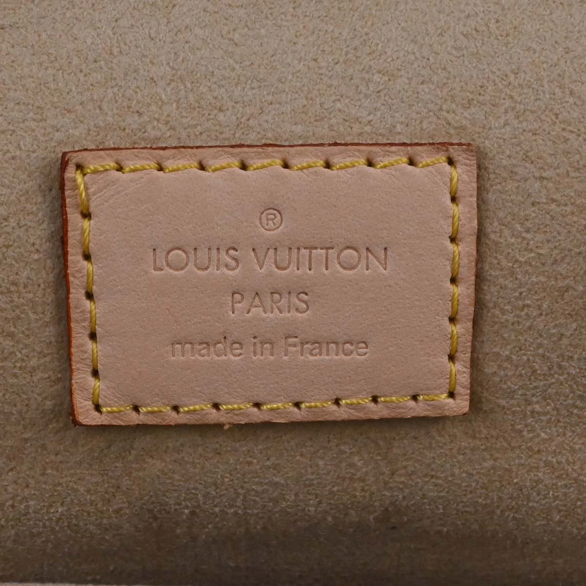 Louis Vuitton Monogram Hudson PM Shoulder Bag M40027 - Image 9