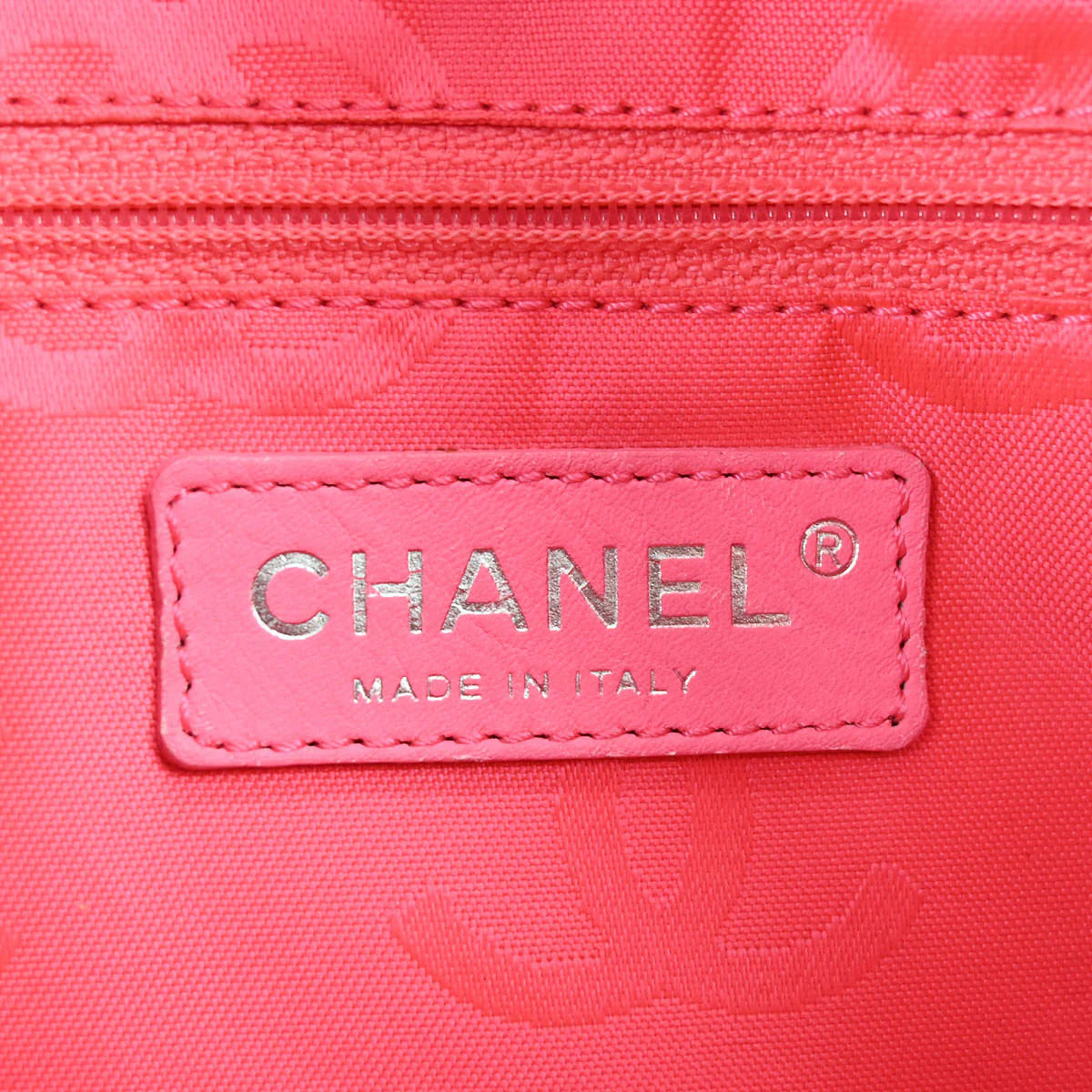 Chanel 2005-2006 Black Calfskin Cambon Ligne Tote Handbag - Image 10