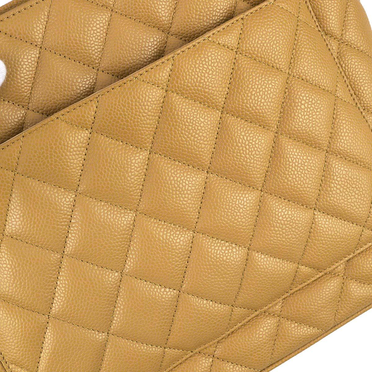Chanel 2006-2008 Beige Caviar Medallion Tote - Image 3