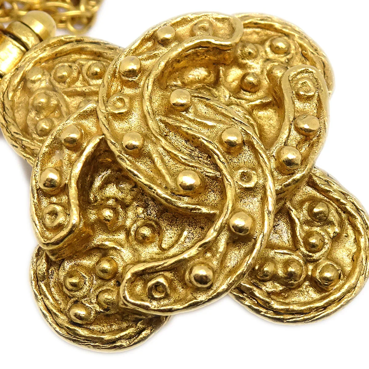 Chanel 1994 Filigree Earrings Clip-On Gold - Image 2