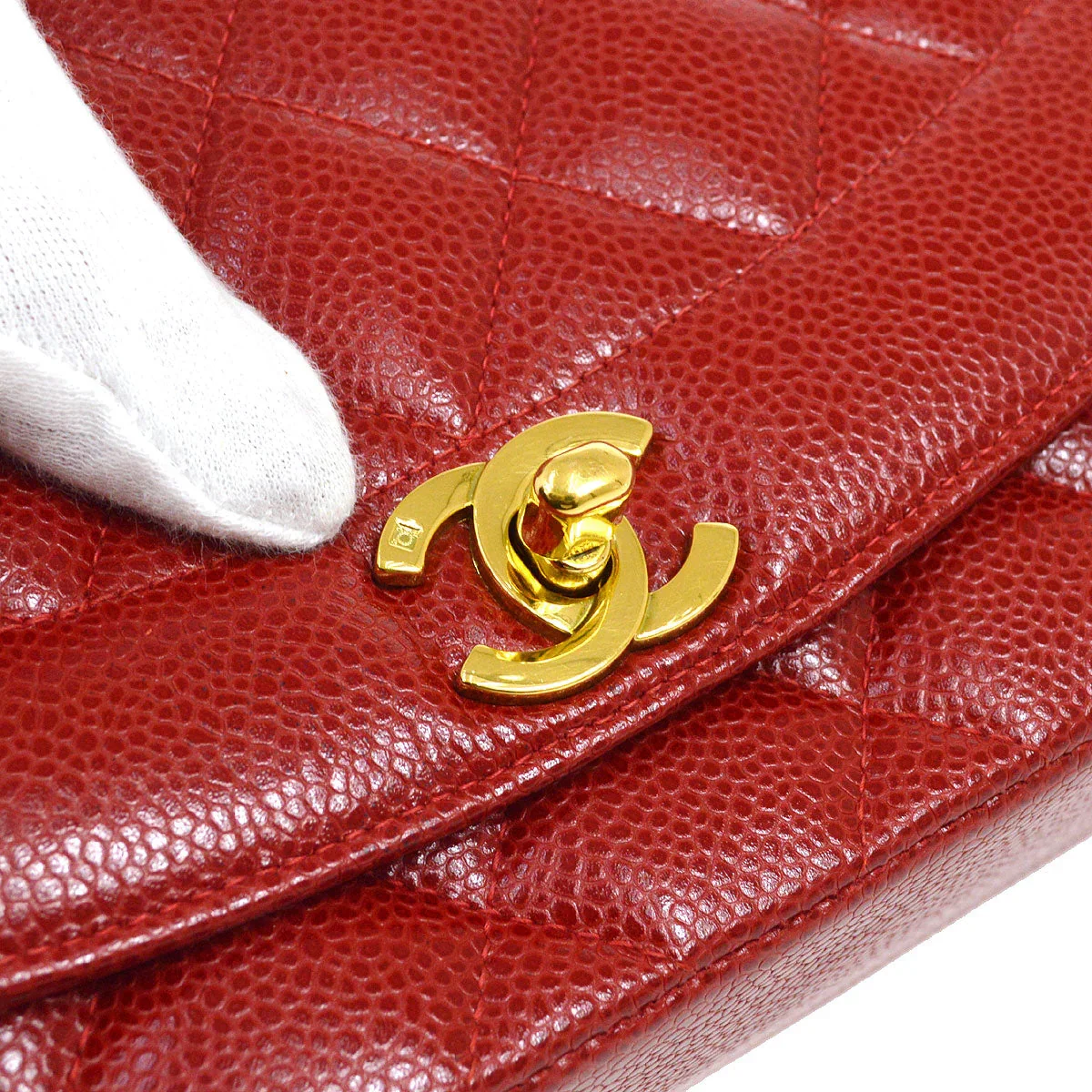 Chanel 1994-1996 Red Caviar Medium Diana Flap Bag - Image 5